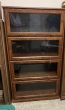 Display Cabinet w/4 Doors/Shelves