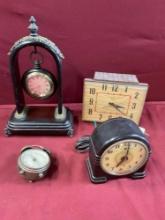 Vintage Clocks. Quartz, Perfecta, Telechron. 4 pieces