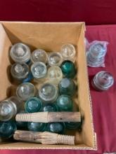 Vintage Hemingray assorted 22) insulators 2) insulator holders