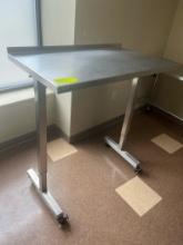 Adjustable Height Stainless Steel Surgical Instrument Table