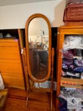 Wooden Oval Swivel Dressing Mirror