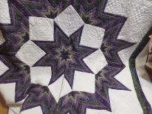 Fabulous Broken Star Deluxe Pattern Hand Quilted Quilt Queen Size-93" x 105" by Ladies of Cold