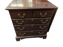 Mahogany Dresser with 5 Drawers and Brass Hardware.