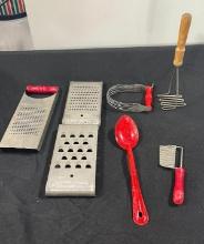 Assorted Vintage Kitchen Items