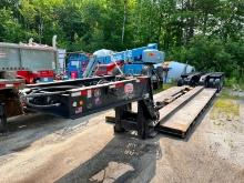 1989 ROGERS 75 TON DETACHABLE GOOSENECK TRAILER VN:1RBH50306KAR21369 equipped with 102in. x 25ft.