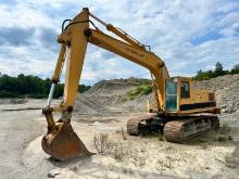 CAT 235 HYDRAULIC EXCAVATOR SN:32K03587 powered by Cat 3306 diesel engine, equipped with Cab, 36in.