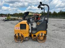 2017 VOLVO DD15 ASPHALT ROLLER SN:270257 powered by diesel engine, equipped with ROPS, 39in. Smooth