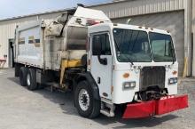 2016 Peterbilt PB320 Garbage Truck