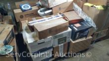 Lot on Pallet of Various Fluorescent Bulbs, Metal Halide Lamps, Ceiling Fan Bulbs