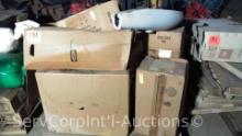 Lot on Pallet of Various Area Lights and Street Light