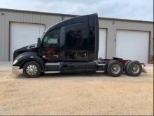 2017 Kenworth T680 W/ Sleeper