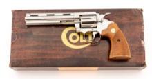 Colt Diamondback Double Action Revolver, .22 LR