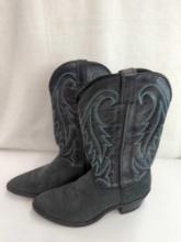 LAREDO COWBOY BOOTS LIGHTLY WORN