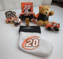 JOE GIBBS RACING ORNAMENTS TONY STEWART STOCKING HOLDER, BEAR SMALL STOCKING