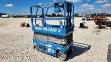 2016 GENIE GS-1930 SCISSOR LIFT, SHOWING 3350 HRS,  ELECTRIC, 19' PLATFORM