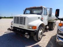 1996 INTERNATIONAL 4700 WATER TRUCK, 148,291+ mi,  DT466 DIESEL, 6 SPEED, S