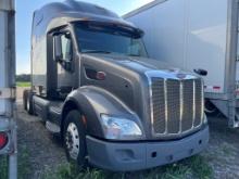 2022 Peterbilt 579 Truck Tractor, 302,512 mi, Sleeper, Automatic, Paccar MX