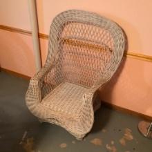 Large White Wicker Chair