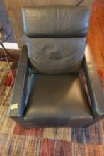 LEATHER RECLINER