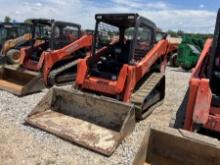 KUBOTA SVL75-2 SKID STEER