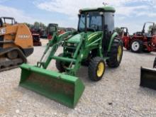 JOHN DEERE 4520