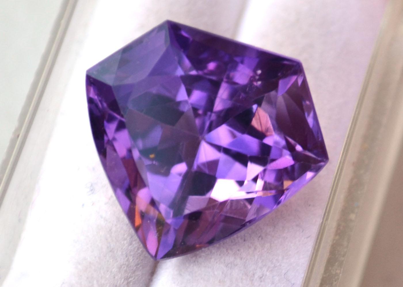 Buy Gems Wholesale 