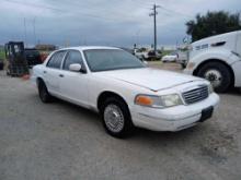 1999 Ford Crown Victoria Passenger Car, VIN # 2FAFP73W7XX140742