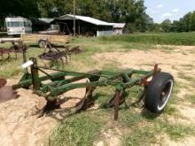 JD 4B PLOW