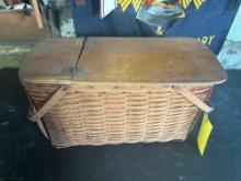 Picnic Basket with Picnic Plateware