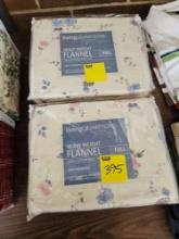 Flannel sheets, full, bid x 2