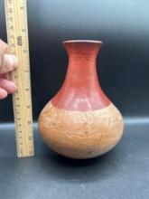 Stylized pottery piece