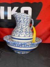 Early pottery bowl and pitcher set, cobalt sponged