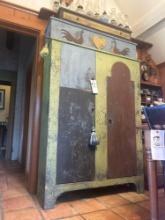 beautiful primitive 3 piece cabinet