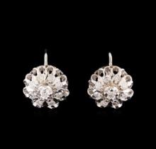 14KT White Gold 1.10 ctw Diamond Earrings