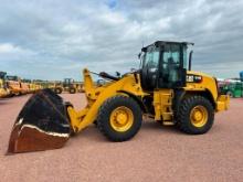 2018 Cat 918M wheel loader, cab w/AC, 17.5x25 tires, 2-spd trans, 3rd valve, quick coupler, Ride