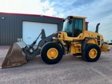 2014 Volvo L90G wheel loader, cab w/AC, 20.5x25 tires, 4-spd powershift trans, quick coupler bucket,