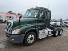 2011 Freightliner CA125 Day Cab