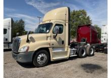 2016 Freightliner CA125DC