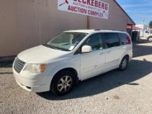 2010 Chrysler Town & Country