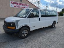 2006 GMC Savana 3500 Passenger Van