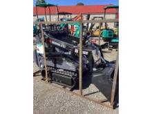 AGT INDUSTRIAL KTT23 Mini Skid-Steer