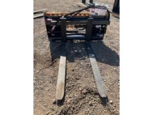 Wolverine Hydraulic 48" Skid Steer Forks