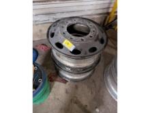 22.5 Mismatched Aluminum Wheels