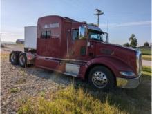 2011 Peterbilt 386 Sleeper