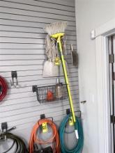 CLEANING LOT: DUST PAN, BROOMS, MOP