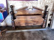 CANNON BALL QUEEN SIZE BED FRAME, HEADBOARD & FOOTBOARD