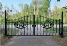 NEW 20' Bi-Parting Gate with Deer