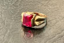 10K Yellow Gold Man's Red Stone Ring