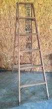 6' Folding Wooden Step Ladder