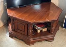 Pine Octagon Shape Coffee Table